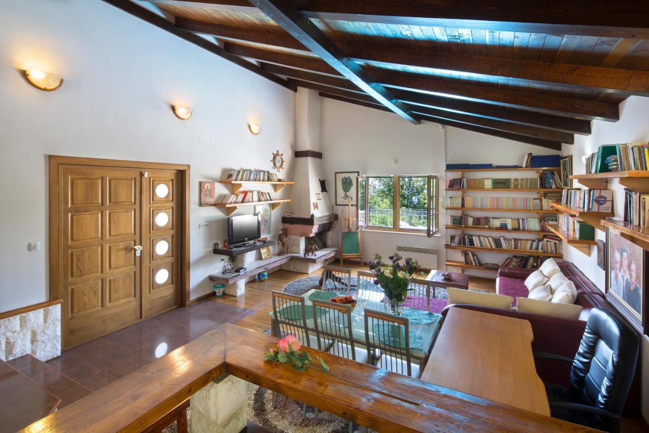 Villa Robinson Petrovac Εξωτερικό φωτογραφία